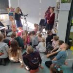 dzieci na zajęciach z dkk